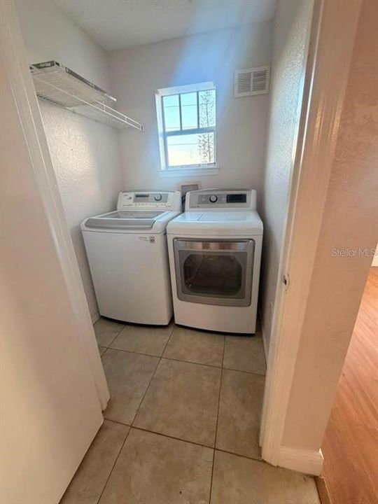 В аренду: $1,700 (2 спален, 2 ванн, 1026 Квадратных фут)