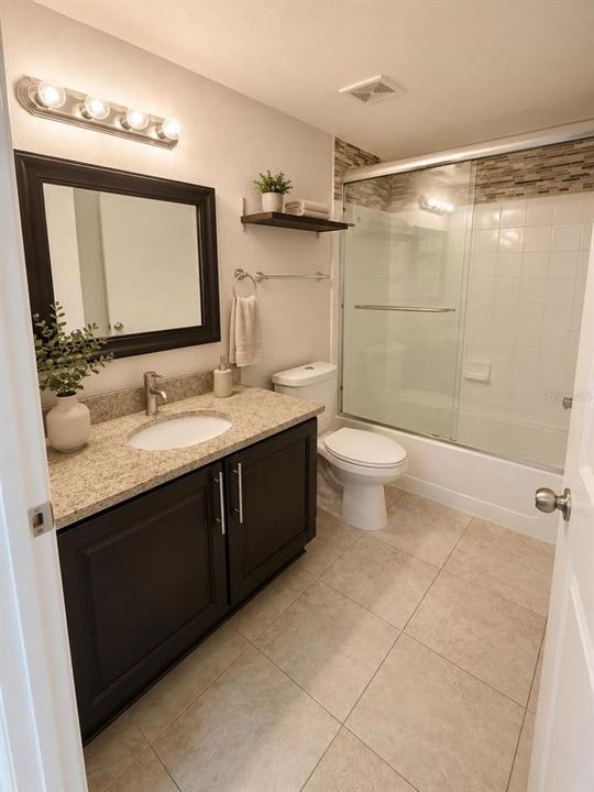 В аренду: $1,700 (2 спален, 2 ванн, 1026 Квадратных фут)