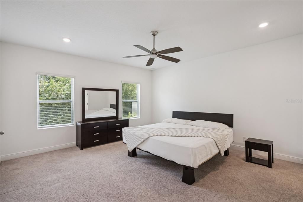 For Sale: $499,000 (4 beds, 2 baths, 2691 Square Feet)