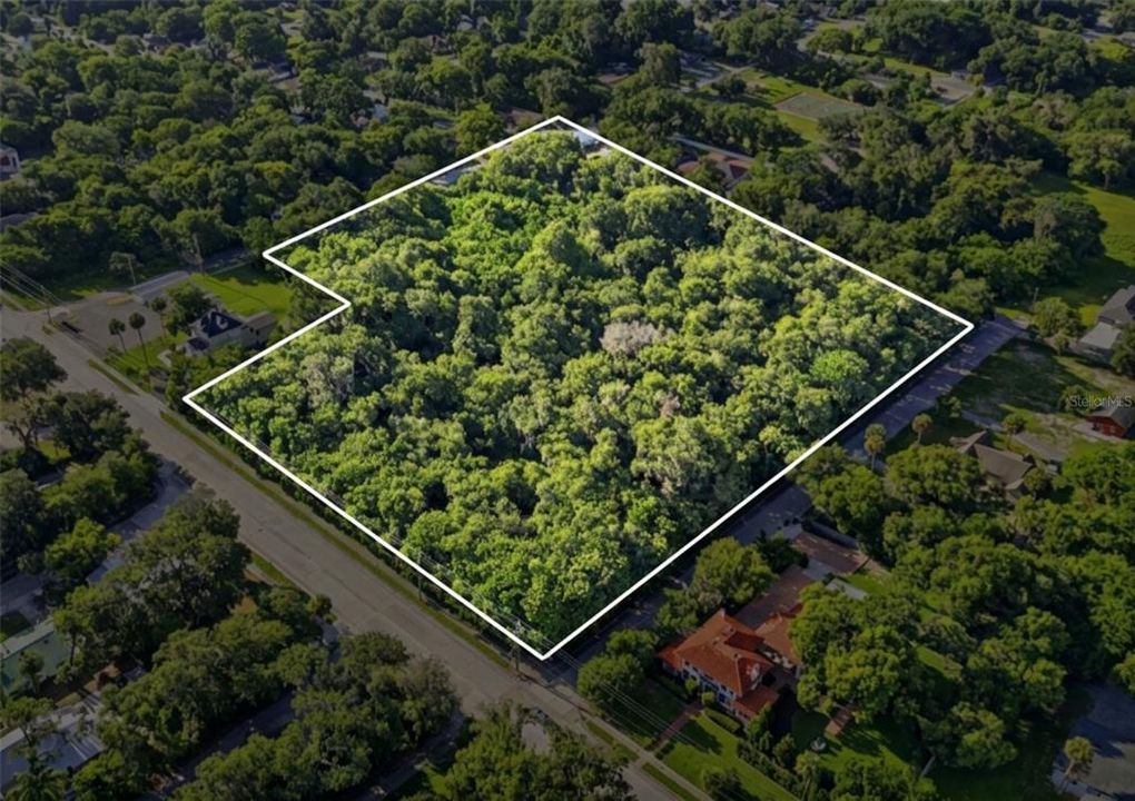 En Venta: $595,000 (7.40 acres)