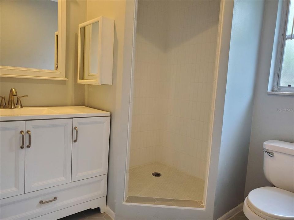 В аренду: $1,950 (2 спален, 2 ванн, 1253 Квадратных фут)