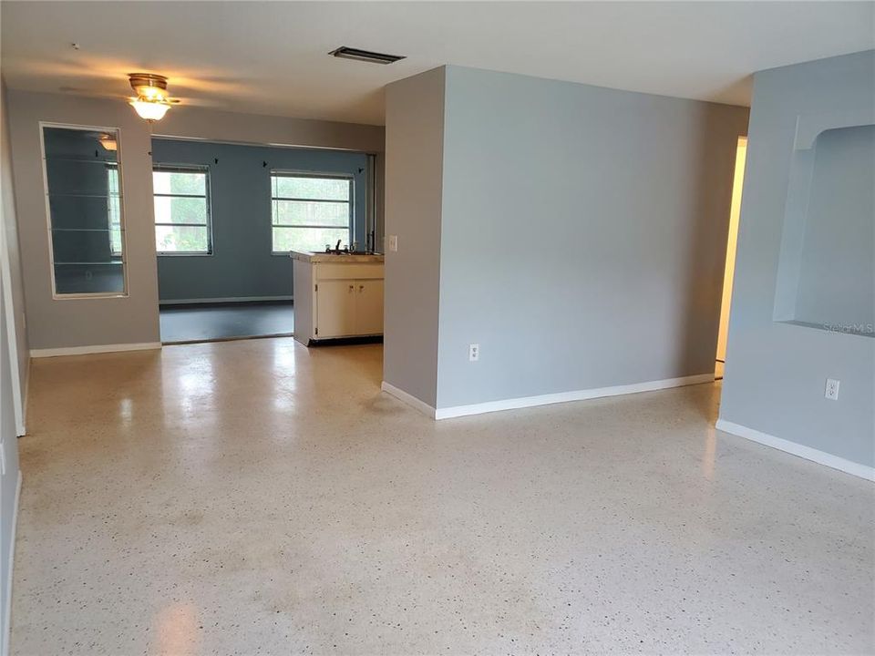 В аренду: $1,950 (2 спален, 2 ванн, 1253 Квадратных фут)