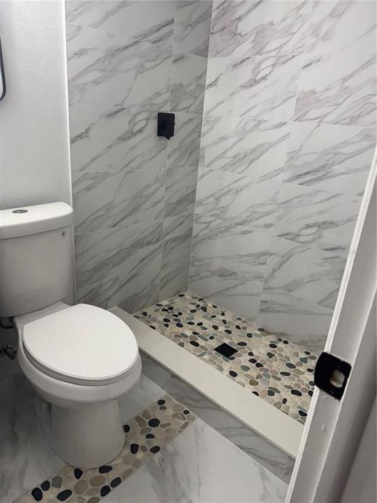 На продажу: $269,900 (3 спален, 2 ванн, 1150 Квадратных фут)