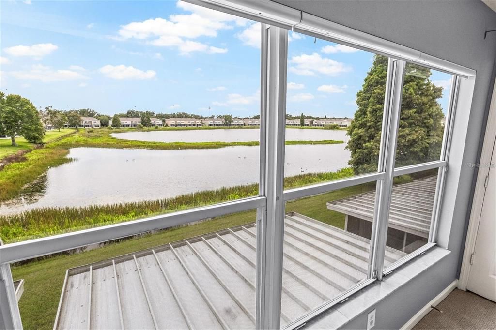 For Sale: $299,900 (3 beds, 2 baths, 1644 Square Feet)