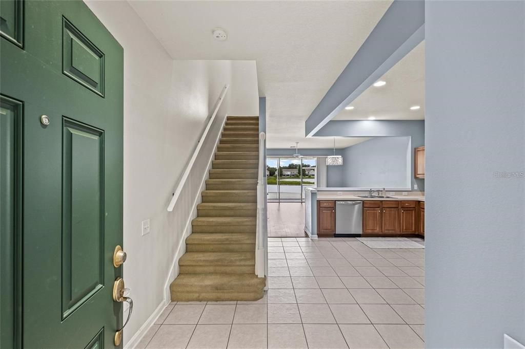 For Sale: $299,900 (3 beds, 2 baths, 1644 Square Feet)