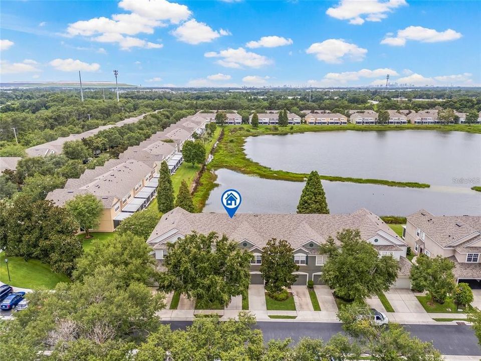For Sale: $299,900 (3 beds, 2 baths, 1644 Square Feet)