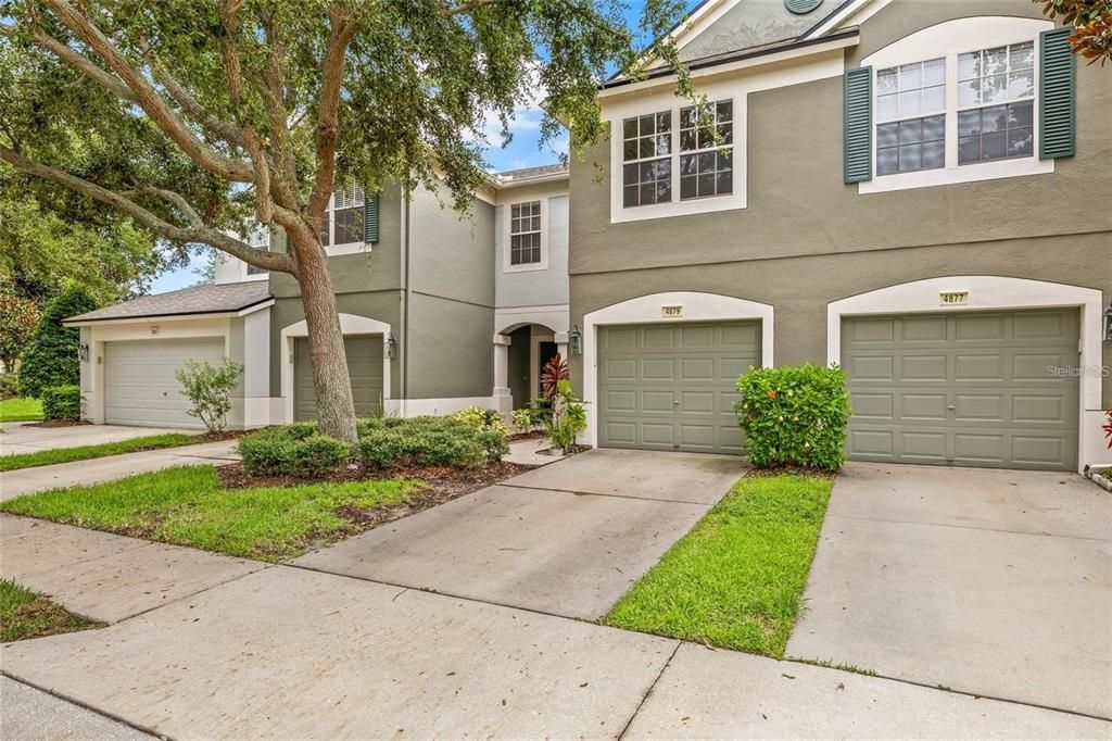 For Sale: $299,900 (3 beds, 2 baths, 1644 Square Feet)