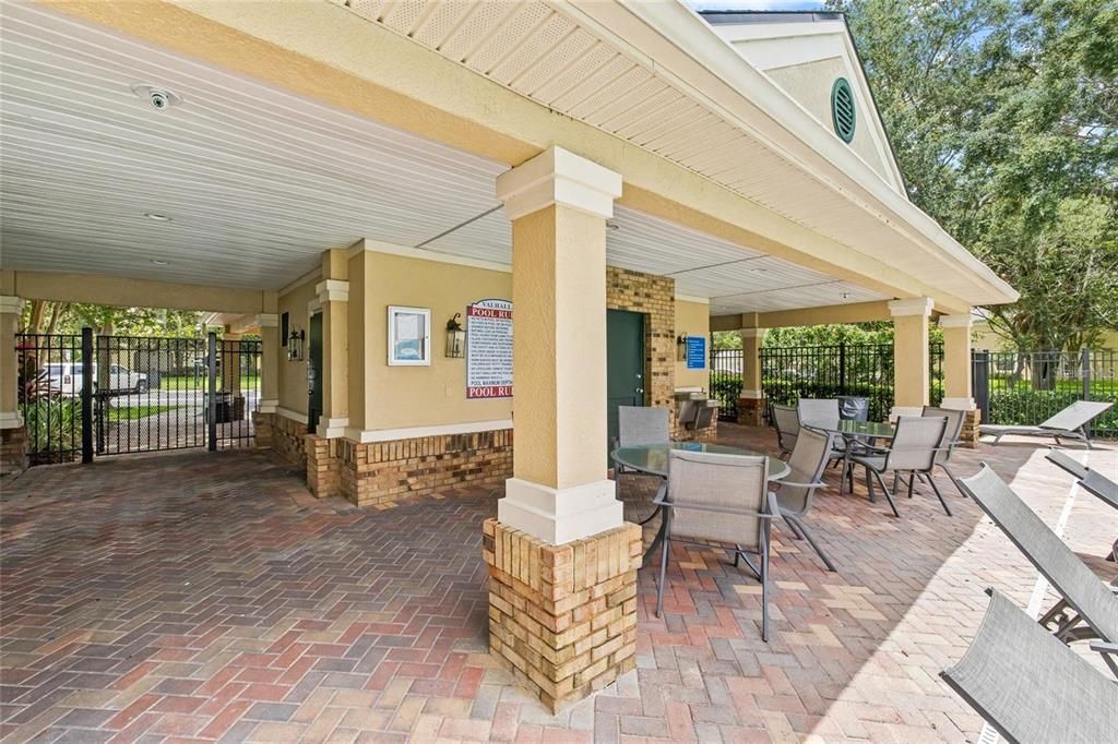 For Sale: $299,900 (3 beds, 2 baths, 1644 Square Feet)