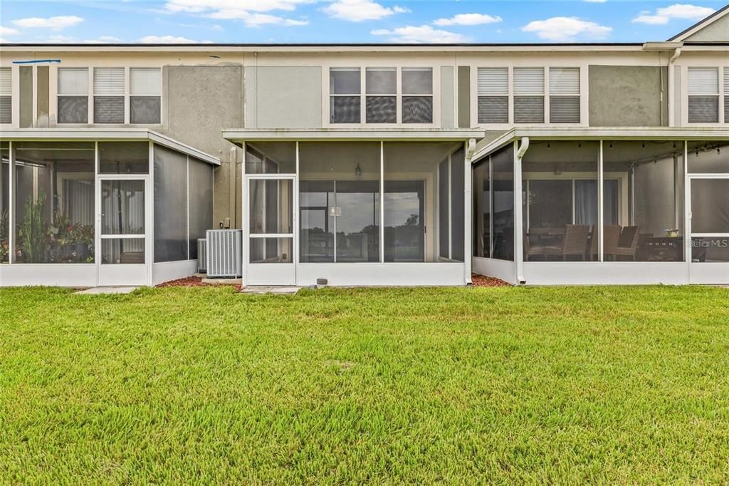 For Sale: $299,900 (3 beds, 2 baths, 1644 Square Feet)