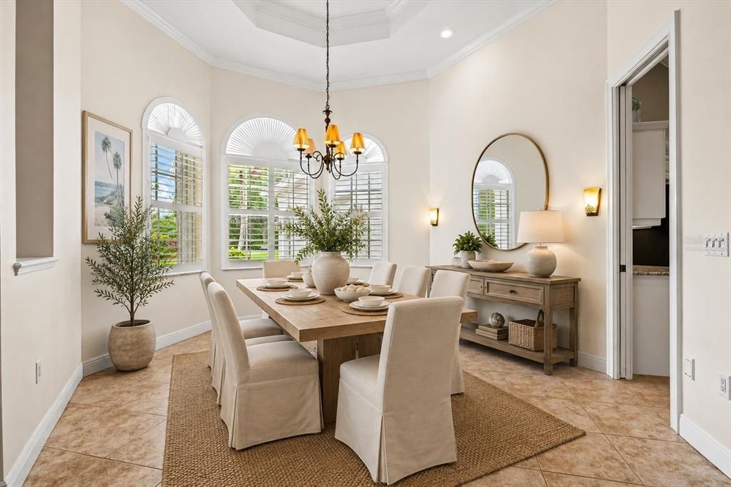 For Sale: $699,900 (4 beds, 3 baths, 2912 Square Feet)