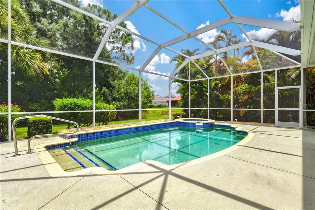 For Sale: $699,900 (4 beds, 3 baths, 2912 Square Feet)