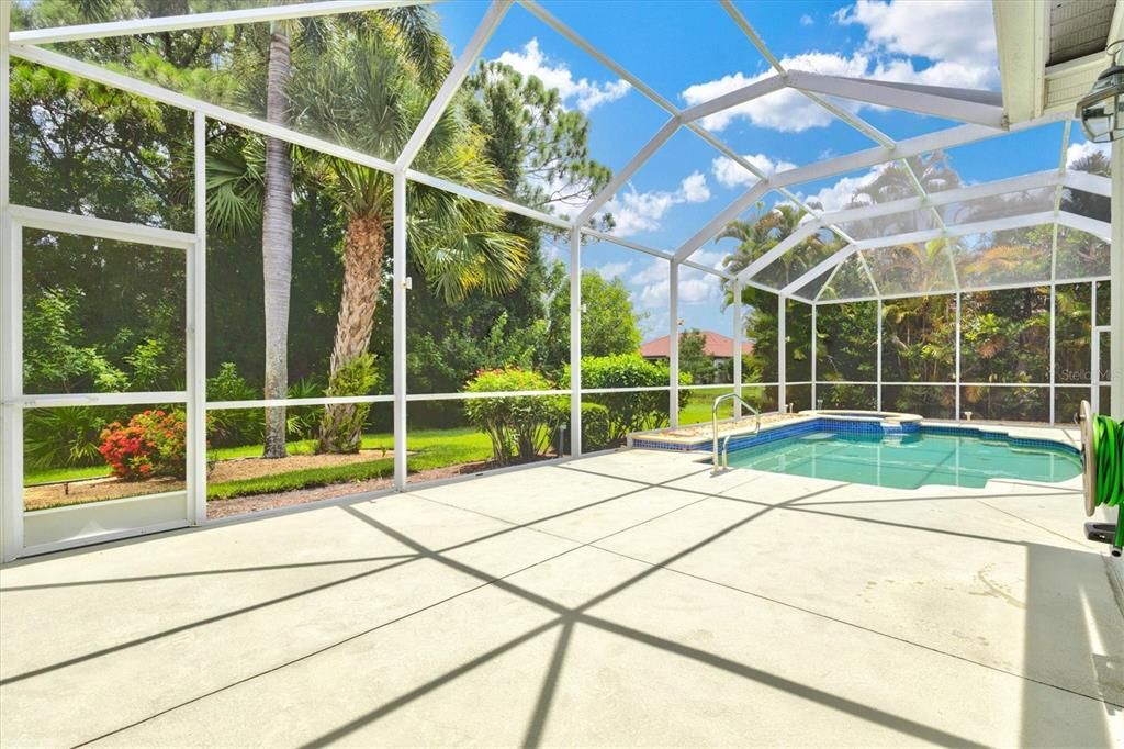 For Sale: $699,900 (4 beds, 3 baths, 2912 Square Feet)