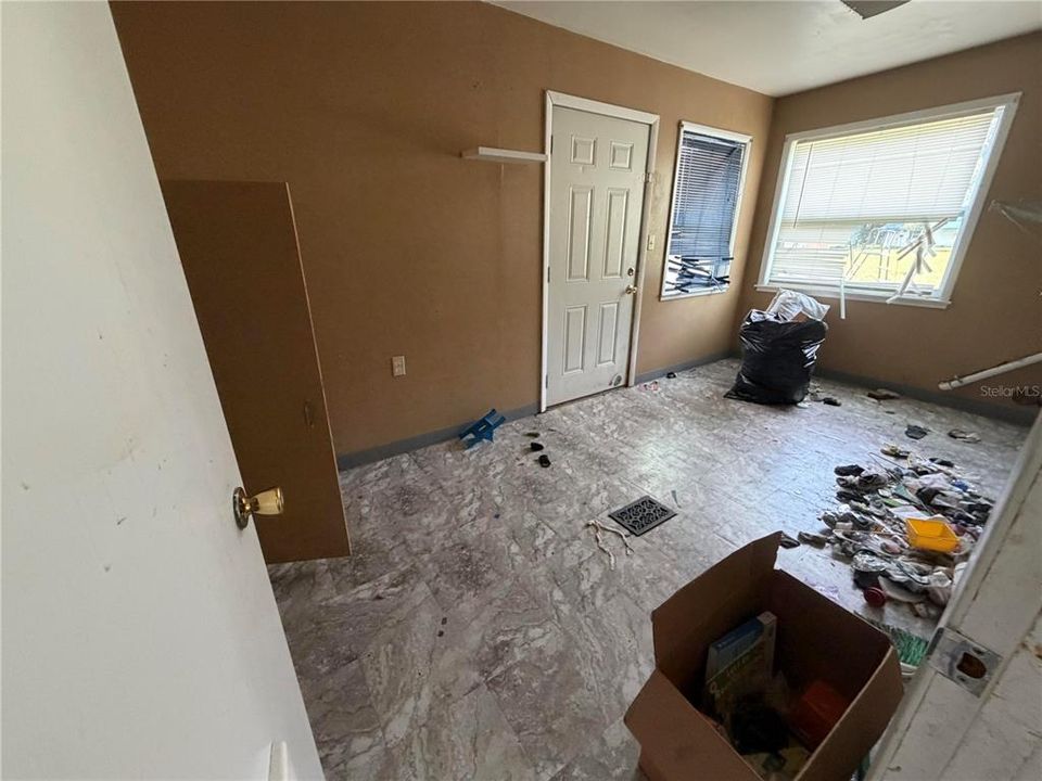 En Venta: $225,000 (3 camas, 1 baños, 1280 Pies cuadrados)