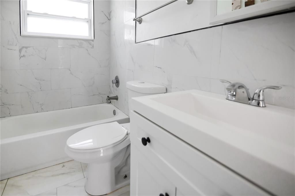 En Venta: $190,000 (2 camas, 1 baños, 1056 Pies cuadrados)