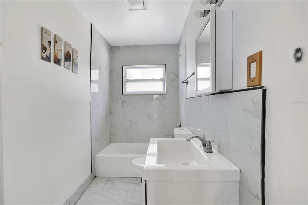 En Venta: $190,000 (2 camas, 1 baños, 1056 Pies cuadrados)
