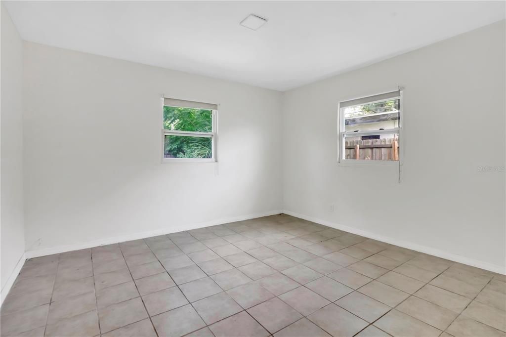 En Venta: $190,000 (2 camas, 1 baños, 1056 Pies cuadrados)