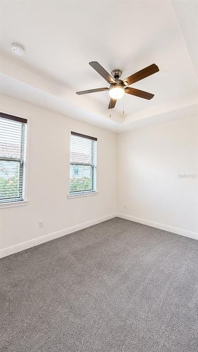 En Venta: $350,000 (3 camas, 2 baños, 1353 Pies cuadrados)