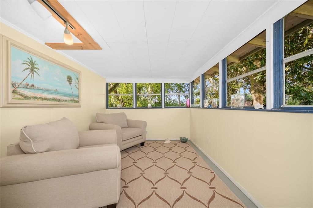 For Sale: $525,900 (3 beds, 2 baths, 1885 Square Feet)