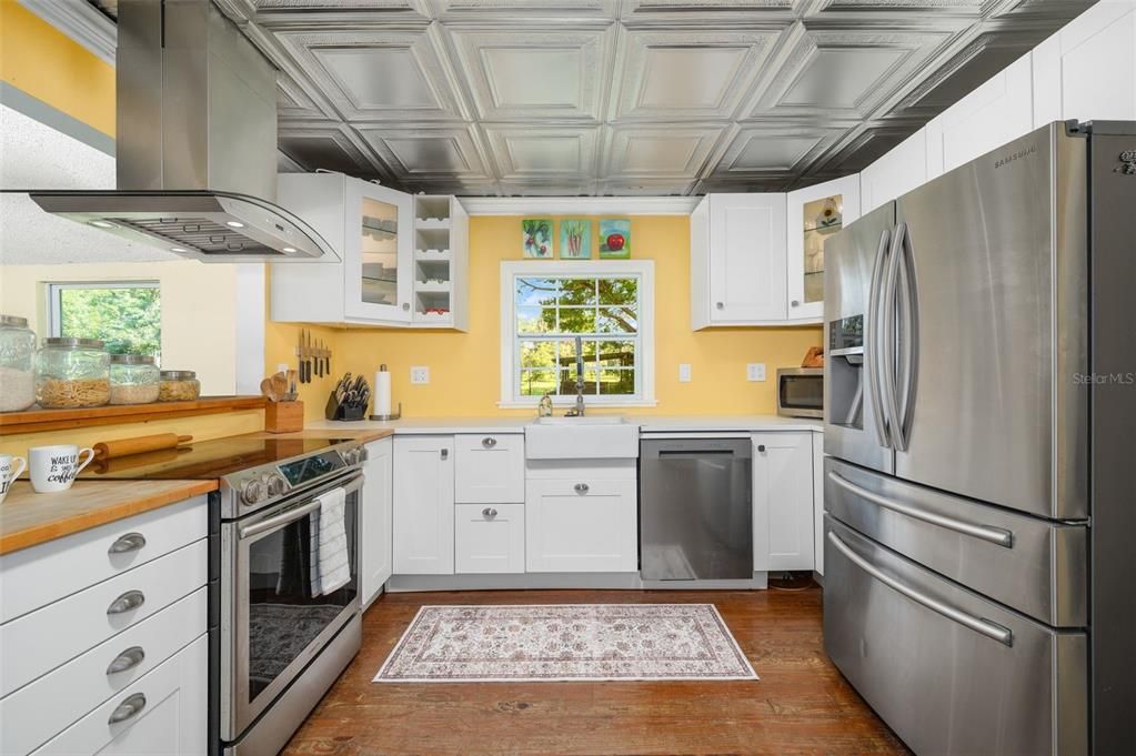 For Sale: $525,900 (3 beds, 2 baths, 1885 Square Feet)