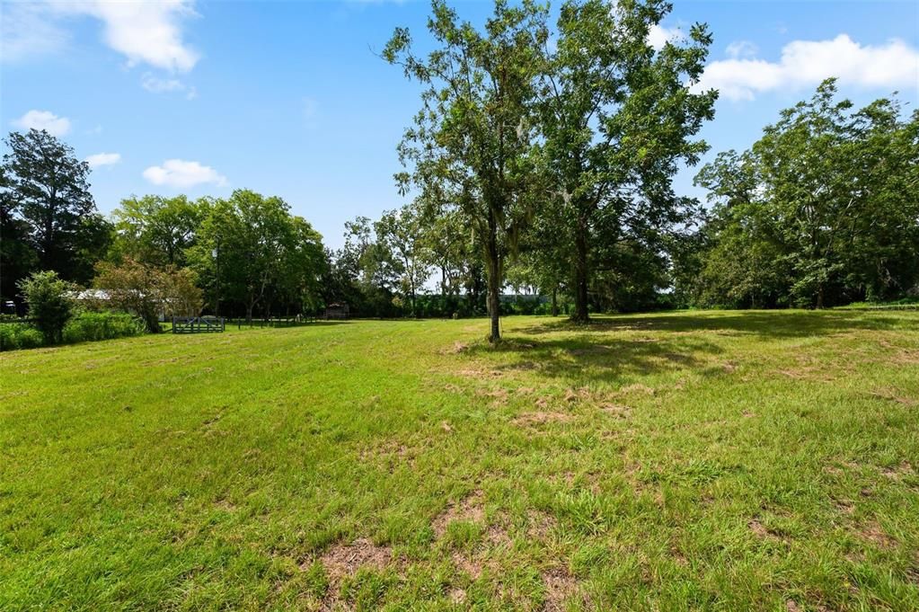 For Sale: $525,900 (3 beds, 2 baths, 1885 Square Feet)