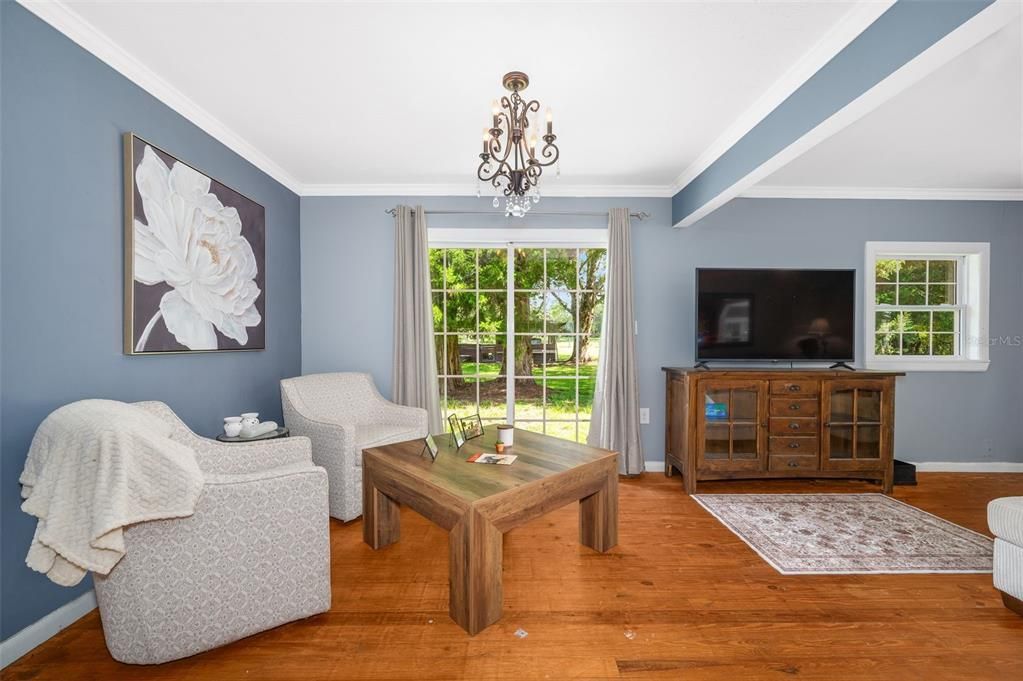 For Sale: $525,900 (3 beds, 2 baths, 1885 Square Feet)