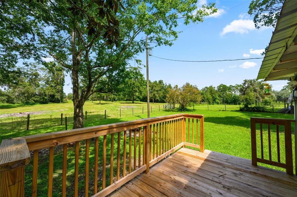 For Sale: $525,900 (3 beds, 2 baths, 1885 Square Feet)