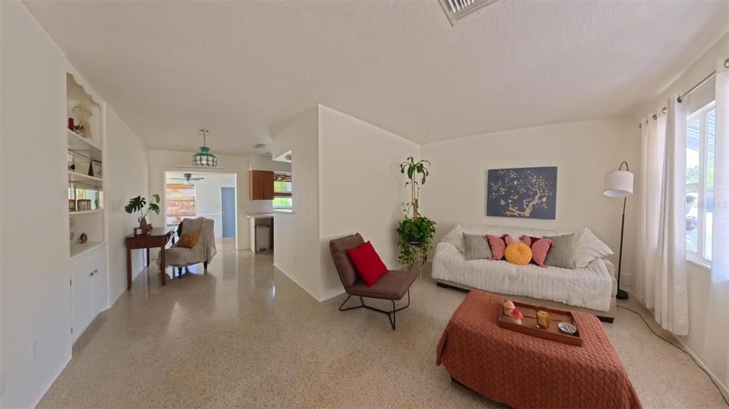В аренду: $2,900 (3 спален, 2 ванн, 1090 Квадратных фут)