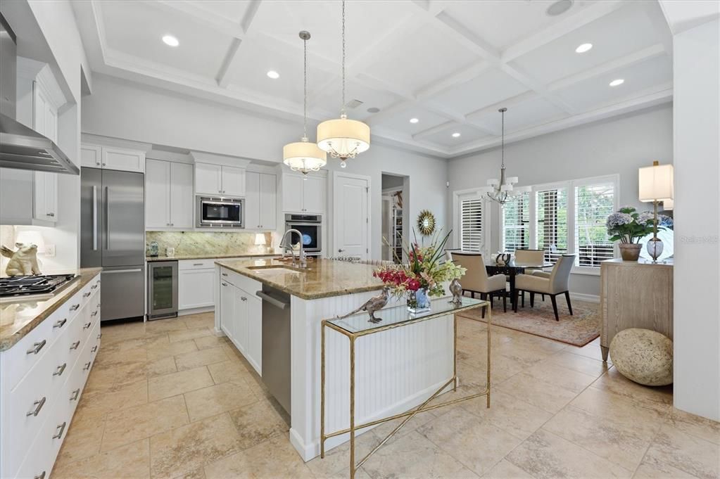 For Sale: $1,850,000 (3 beds, 3 baths, 2880 Square Feet)
