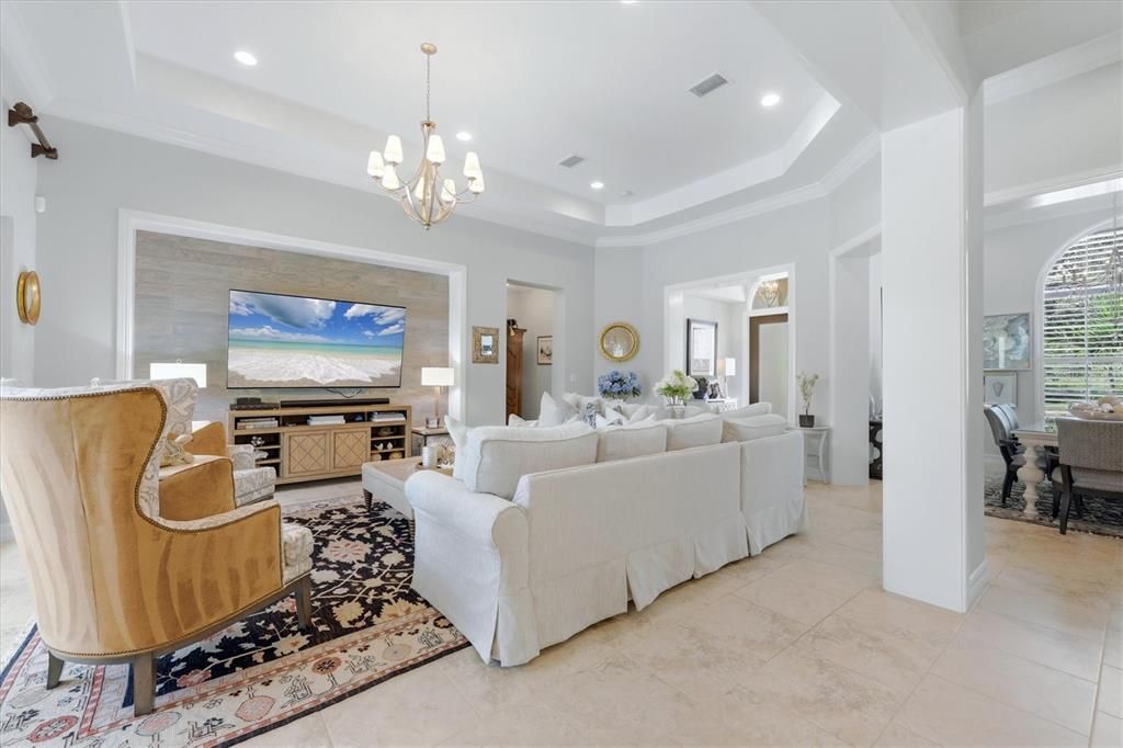 For Sale: $1,850,000 (3 beds, 3 baths, 2880 Square Feet)