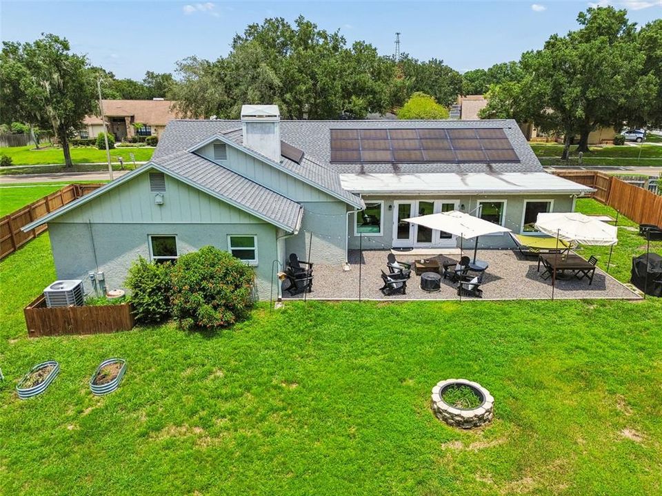 En Venta: $609,000 (4 camas, 2 baños, 3042 Pies cuadrados)