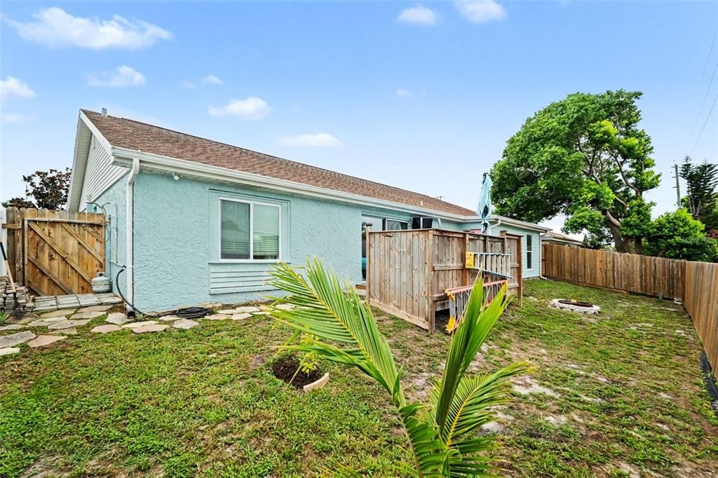 For Sale: $375,000 (3 beds, 2 baths, 1519 Square Feet)