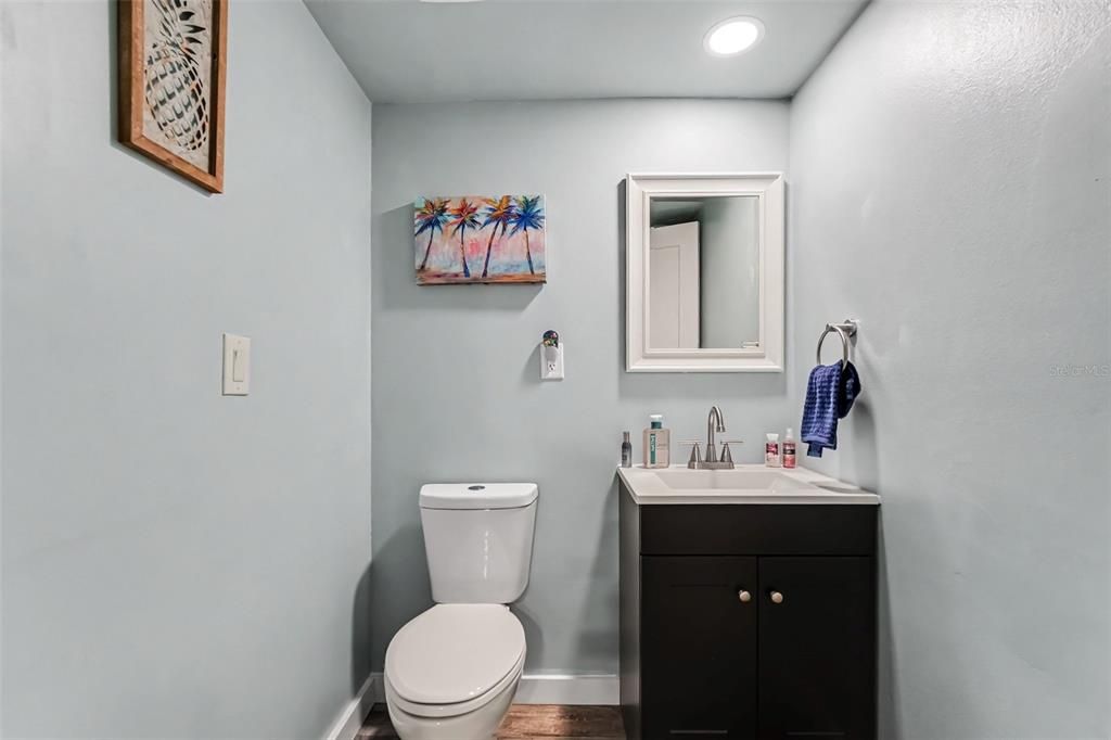For Sale: $375,000 (3 beds, 2 baths, 1519 Square Feet)
