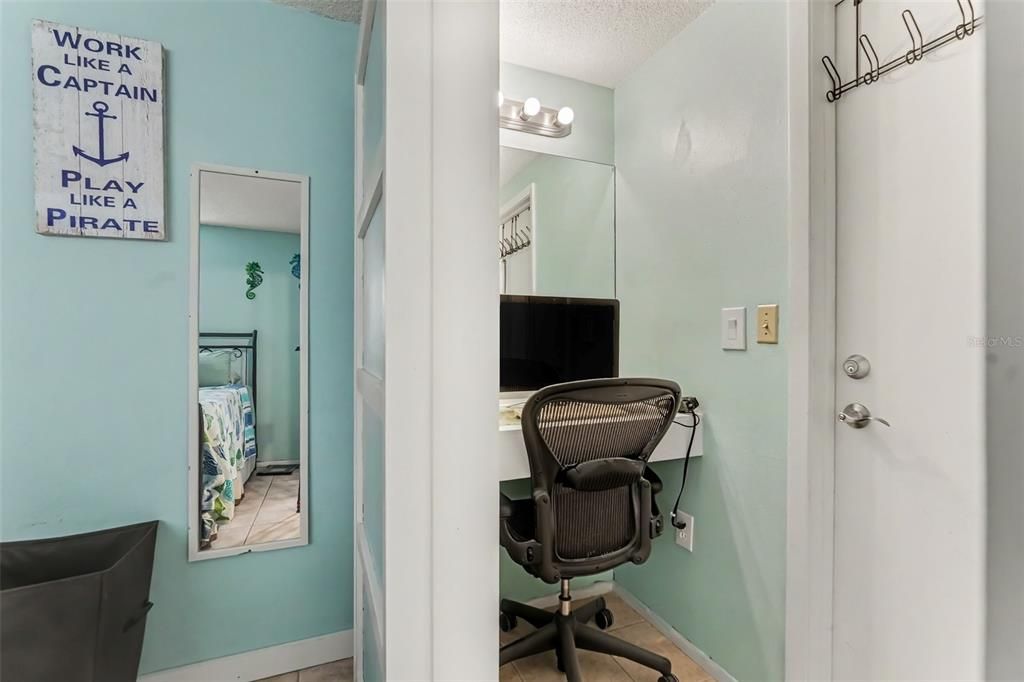 For Sale: $375,000 (3 beds, 2 baths, 1519 Square Feet)