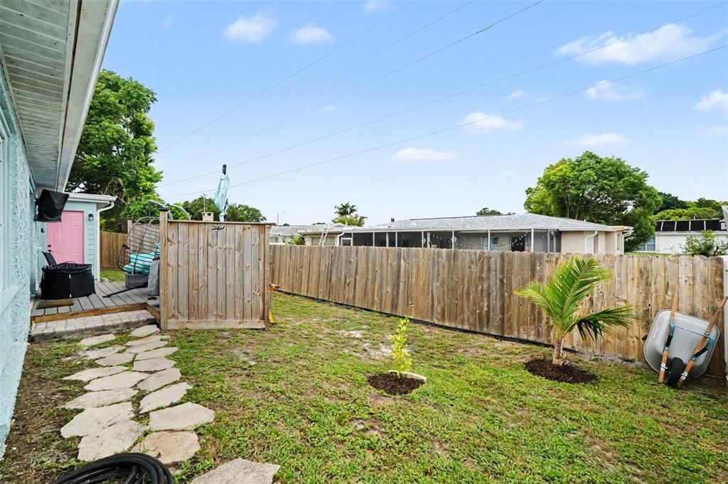 For Sale: $375,000 (3 beds, 2 baths, 1519 Square Feet)