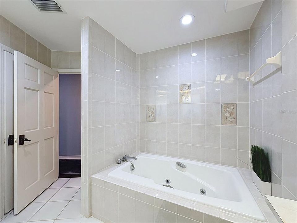 На продажу: $899,000 (4 спален, 3 ванн, 2492 Квадратных фут)