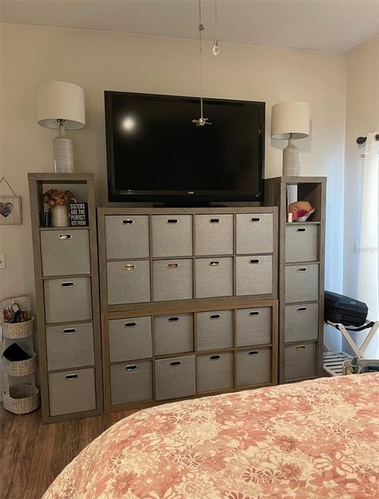 For Rent: $3,495 (3 beds, 2 baths, 2108 Square Feet)
