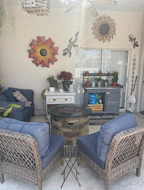 For Rent: $3,495 (3 beds, 2 baths, 2108 Square Feet)