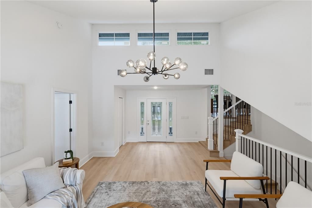 For Sale: $950,000 (3 beds, 4 baths, 2880 Square Feet)