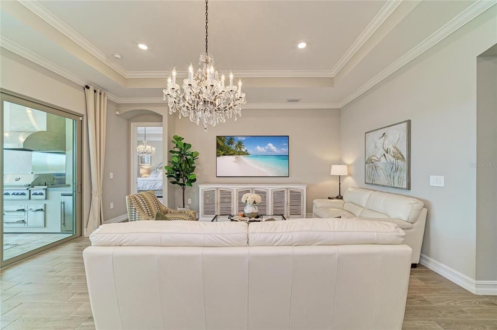For Sale: $974,900 (3 beds, 4 baths, 3273 Square Feet)