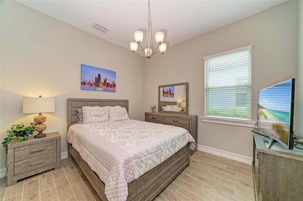 For Sale: $974,900 (3 beds, 4 baths, 3273 Square Feet)