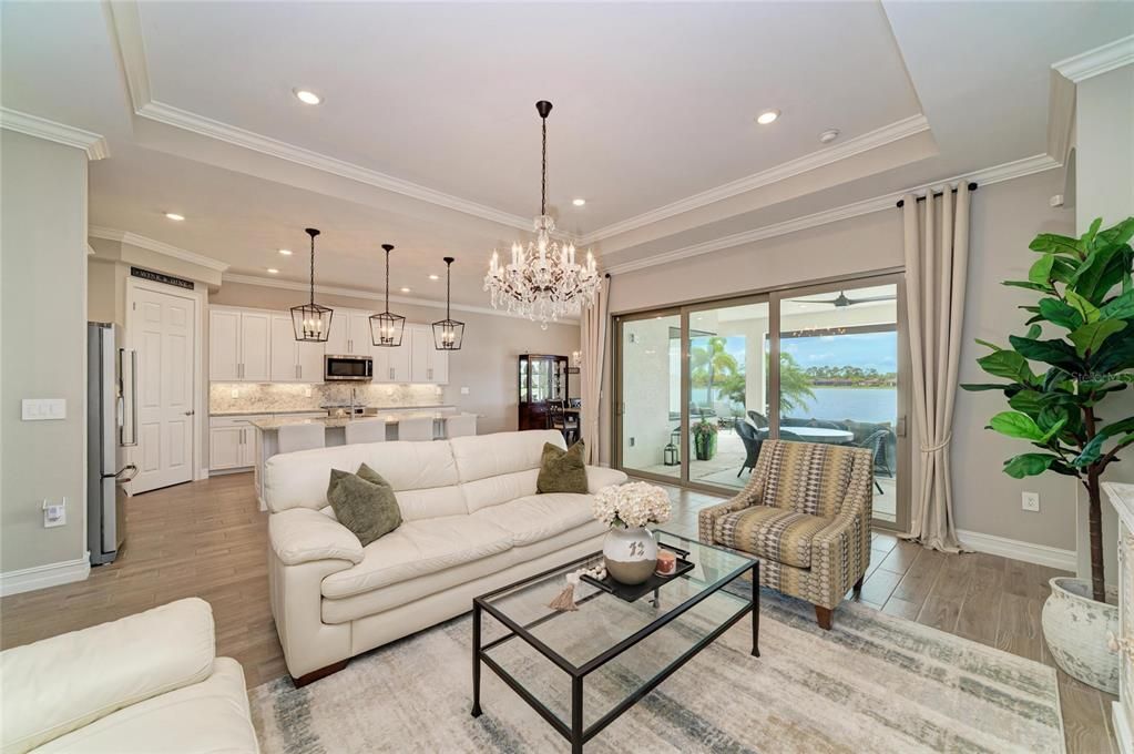 For Sale: $974,900 (3 beds, 4 baths, 3273 Square Feet)