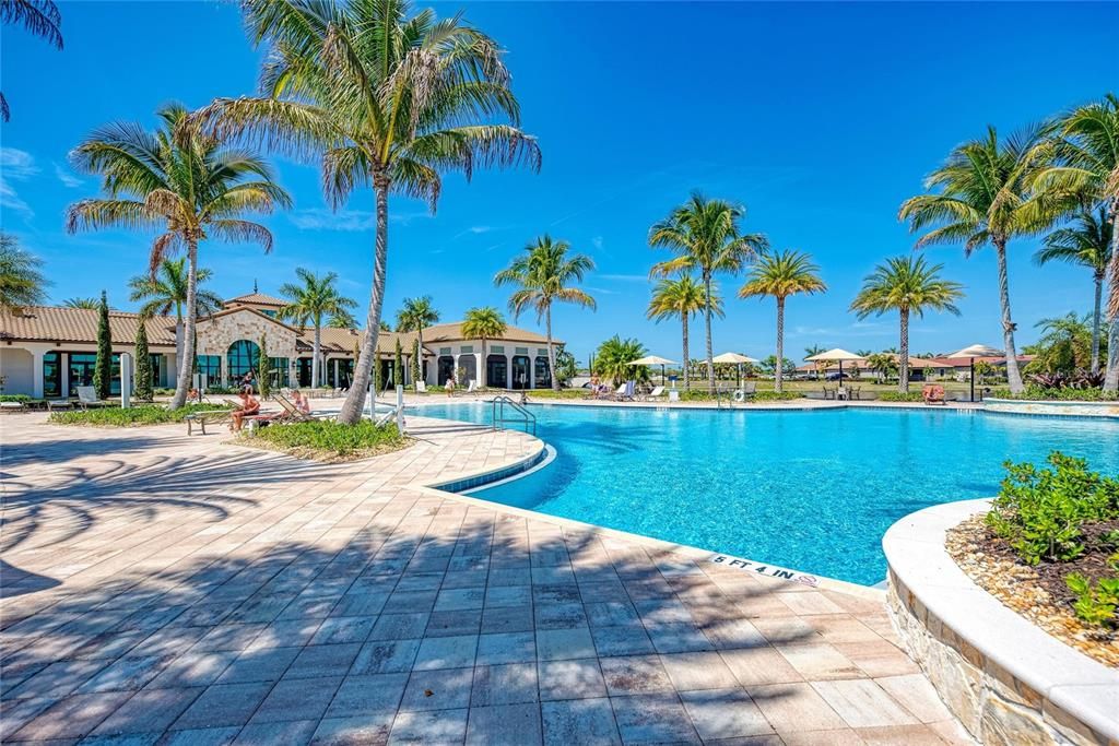 For Sale: $974,900 (3 beds, 4 baths, 3273 Square Feet)