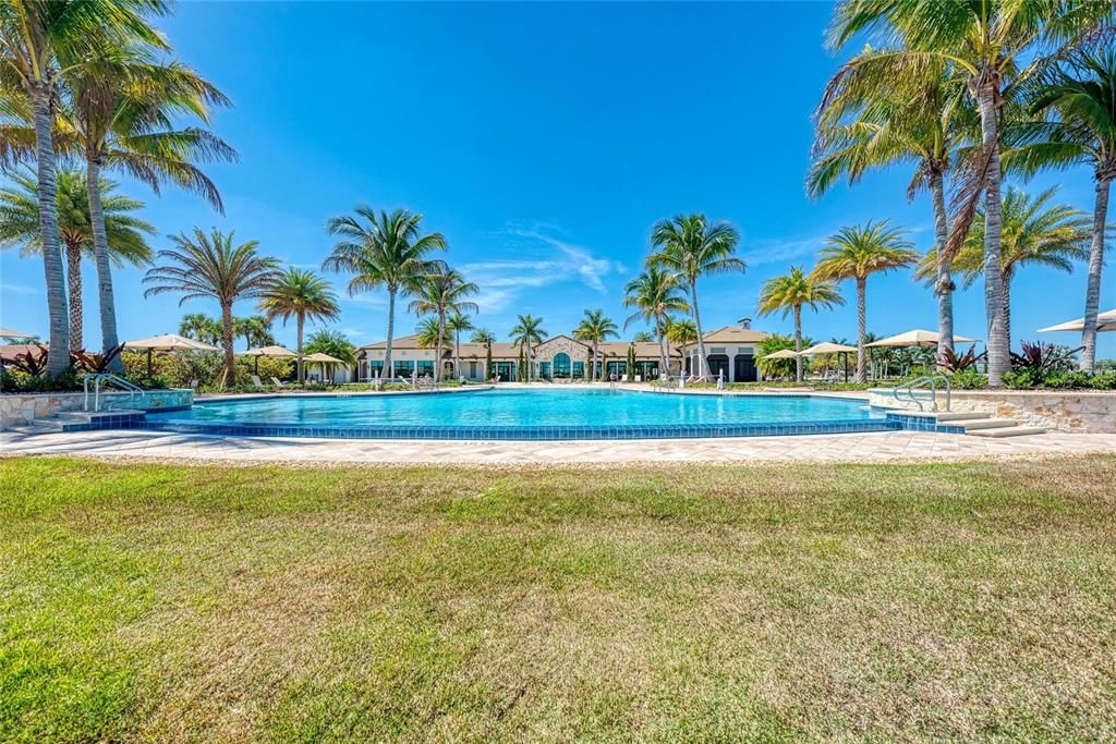 For Sale: $974,900 (3 beds, 4 baths, 3273 Square Feet)