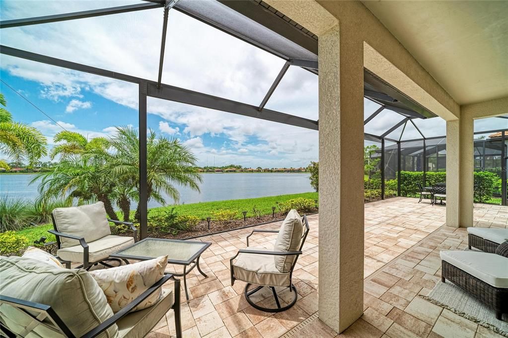 For Sale: $974,900 (3 beds, 4 baths, 3273 Square Feet)