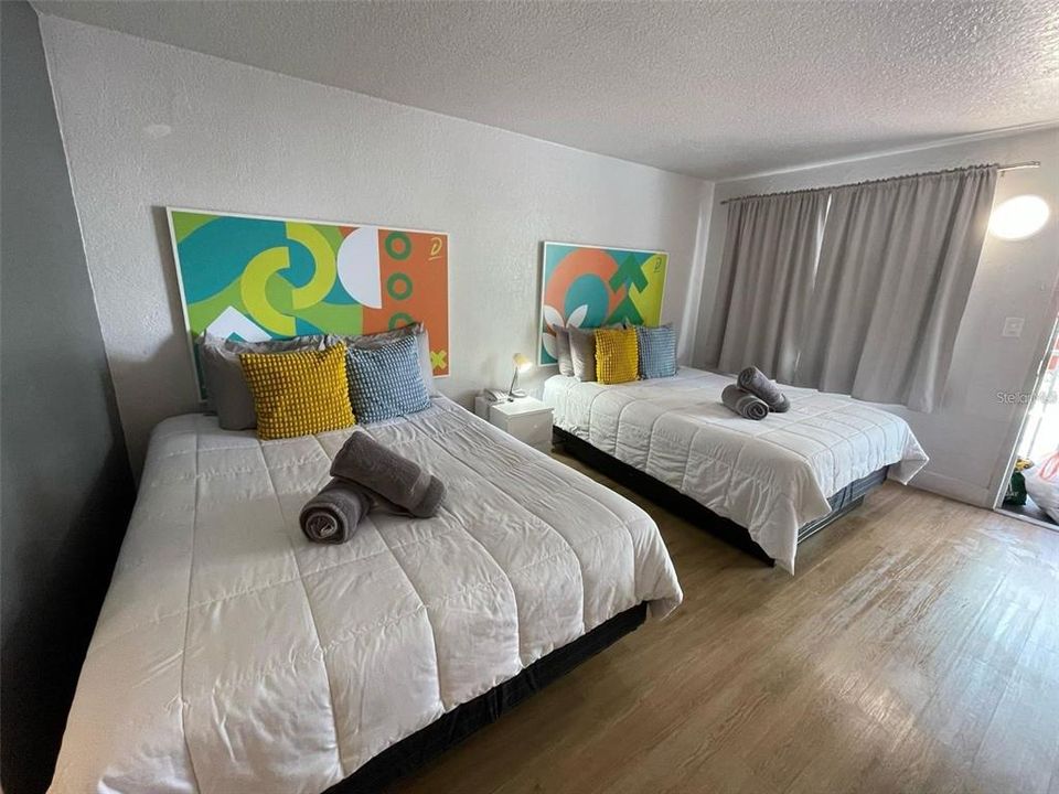 На продажу: $68,900 (1 спален, 1 ванн, 231 Квадратных фут)