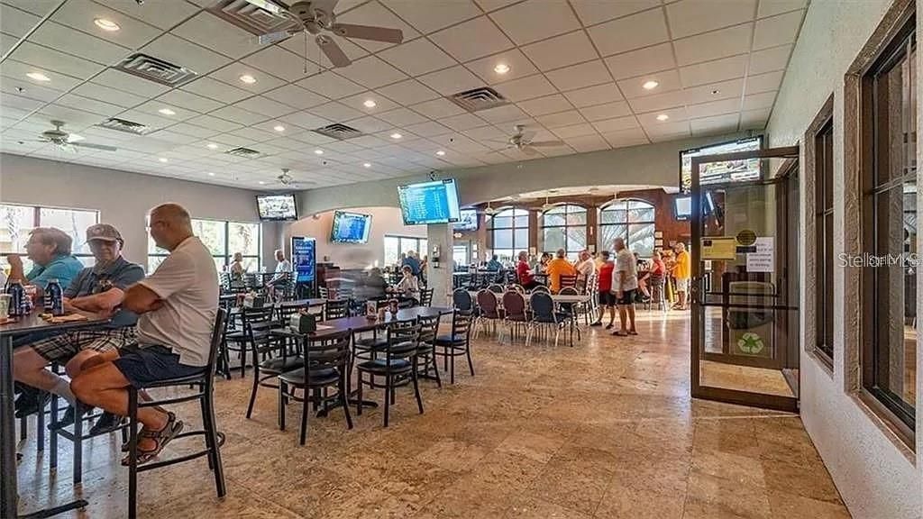 Activo con contrato: $199,900 (3 camas, 2 baños, 1660 Pies cuadrados)