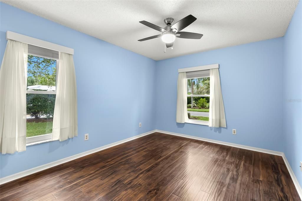 Activo con contrato: $199,900 (3 camas, 2 baños, 1660 Pies cuadrados)