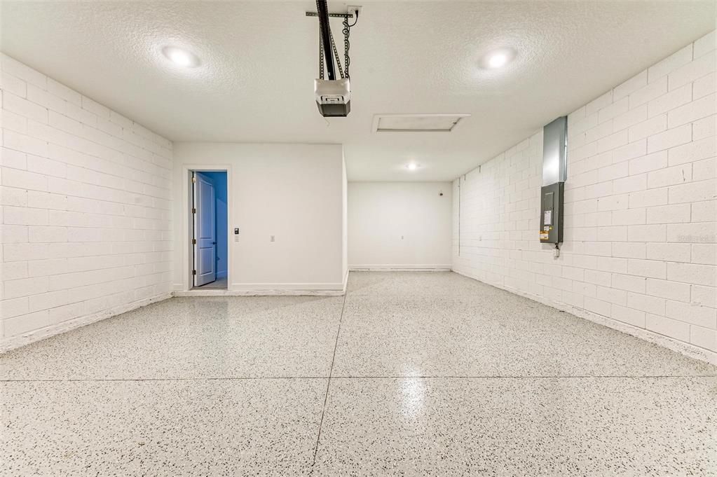 В аренду: $5,750 (3 спален, 3 ванн, 3004 Квадратных фут)