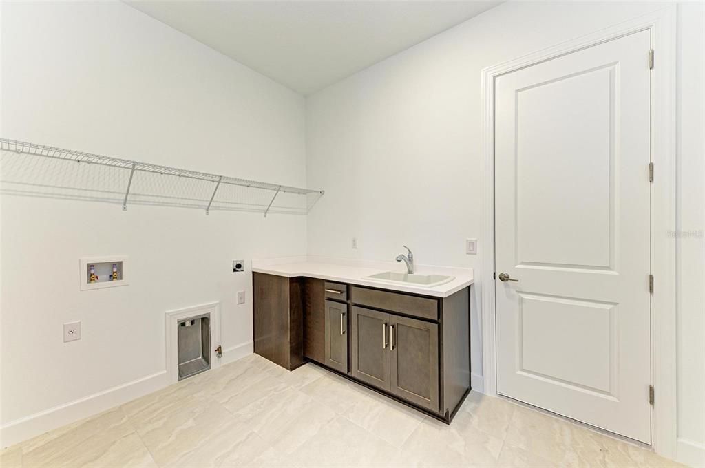 В аренду: $5,750 (3 спален, 3 ванн, 3004 Квадратных фут)