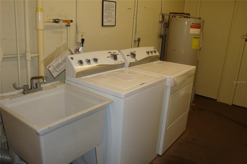 For Rent: $2,150 (2 beds, 2 baths, 1040 Square Feet)